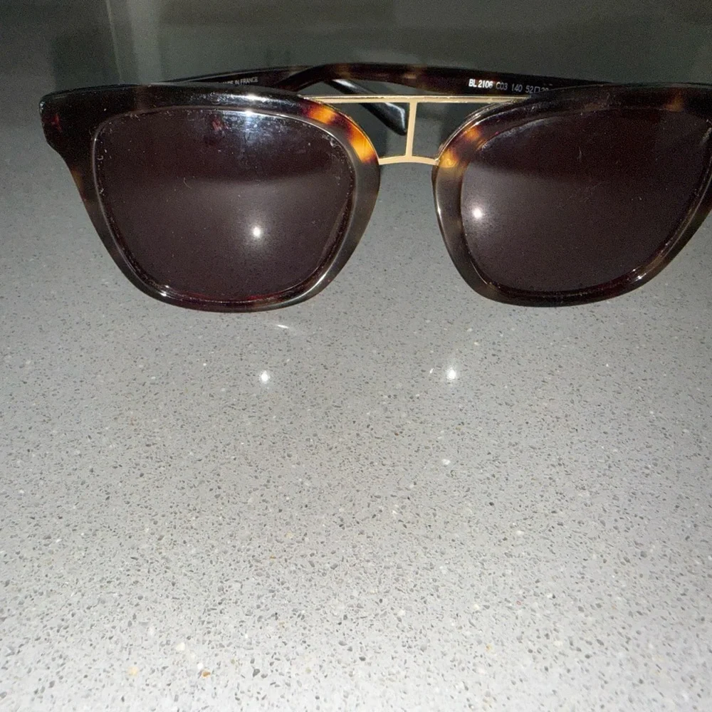 Balmain Tortoiseshell Sunglasses with Gold Double-Bridge  display picture 3